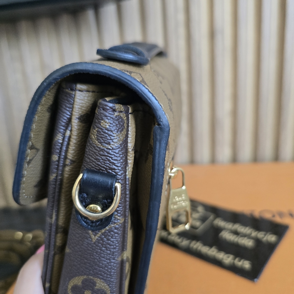 Louis Vuitton Metis Reverse monogram - Picture 9 of 9